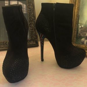 Machi Bootie with British Flag Heel